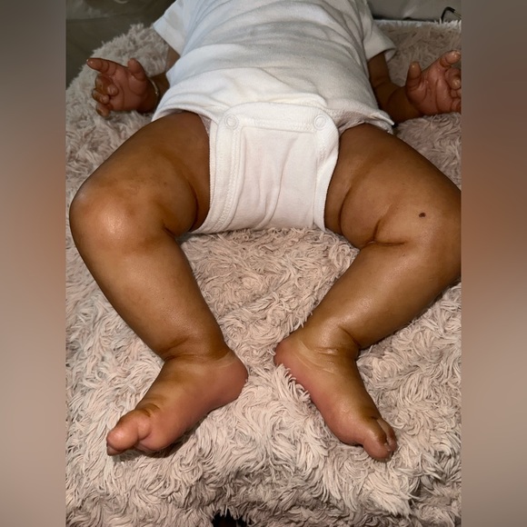 Reborn Baby Doll - Abigail Smiling by Laura Tuzio-Ross - Picture 11 of 15